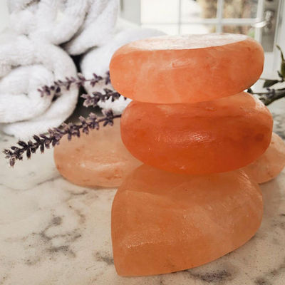 250g natürliche Himalaya-Rosensalzseife für Schönheitssalons SPA ätherisches Öl handgefertigt Schabenmassage Kalter heißer Kompressionsstein