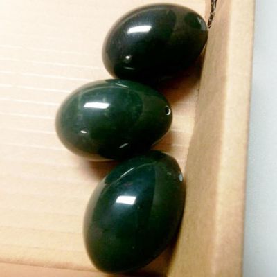Kristallloose Perlen Material Grüner Nephrit Jade Yoni Eier zur vaginalen Straffung und Stärkung