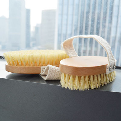 Sisal Bristle Trockene Körperbürste zur Exfoliation von Cellulite und Massage trockener Haut in Holzfarbe