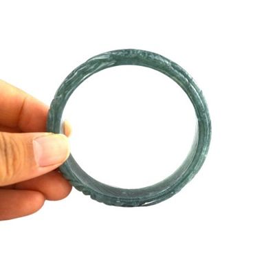 Natürliche, geschnitzte Jade-Armbänder für echte Frauen