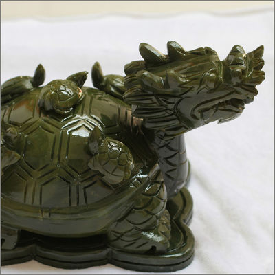 Regionaler Vorzug Grüne Jade-Stein-Drachenschildkrötenstatue mit OEM-ODM-Akzeptanz