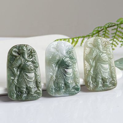 2024 Jadeit Guan Yin Anhänger der Barmherzigkeit Buddhismus Tapfere Truppen Halskette Mode Schmuck für Dame Gravur Schnitzerei Typ