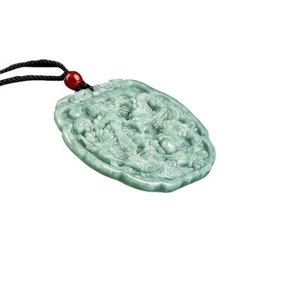 Liebesthema Natürlicher Jadeit Halskette Anhänger im Feng Shui Stil mit Glücksdrachen und Phoenix