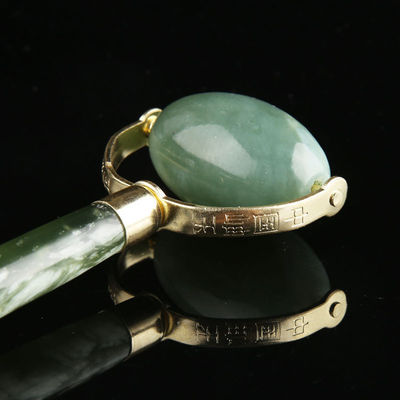 Massage Jade Gua Sha Eis Roller für das Gesicht Naturstein Xiuyan Jade Guasha Roller
