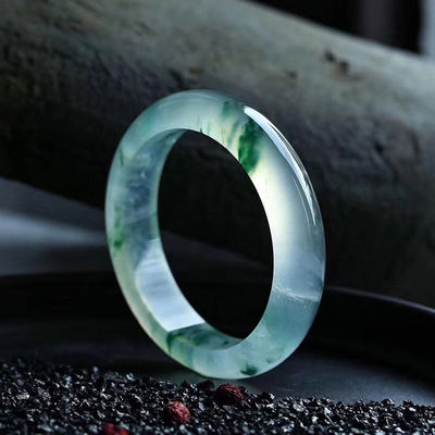 OEM/ODM Akzeptable Schmuck Dekoration Naturjade Eis Jade Armband Smaragd Grün Frauen Jade Kristallstein Armband