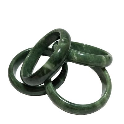 Natürliches Smaragd-Grün-Armband und Jadeit-Jade-Armband für Männer und Frauen Schönheit mit Liebe Thema aus Edelstein