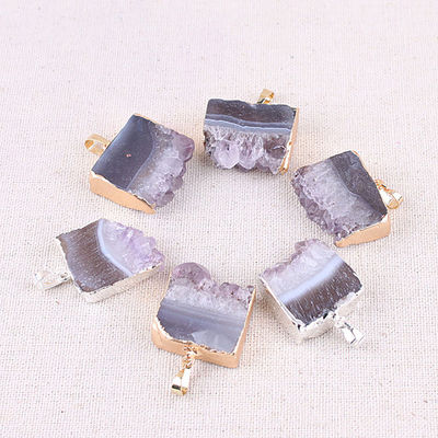 Feng Shui Natürlicher Druzy Quarz Agat Amethyst Halskette mit vergoldetem Anhänger und Kristallsteinen
