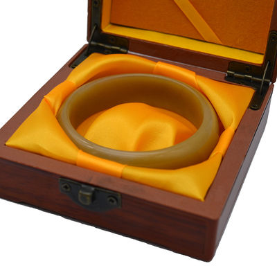 Entdecken Sie die natürliche Schönheit von Hetische Jade Armbänder für Frauen von Müdigkeit zu lindern und entstopfen Muskeln Thema Feng Shui