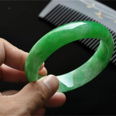 Individuell angepasste Kristallsteine Eisige Smaragdgrüne Jade Armband Armband OEM ODM akzeptiert