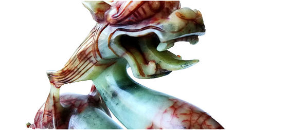 Jade Pixiu Drachen Tierskulptur Handgefertigte geschnitzte grüne Statue für individuelle Form Hausgeschenk Festival Büro Dekoration
