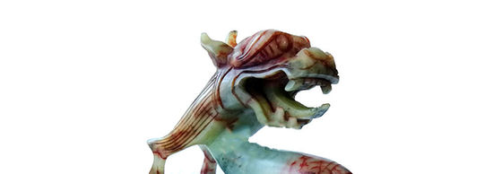 Jade Pixiu Drachen Tierskulptur Handgefertigte geschnitzte grüne Statue für individuelle Form Hausgeschenk Festival Büro Dekoration