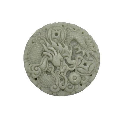 Traditioneller chinesischer Stil Rund Burma Smaragd Jadeit Jade Stein Drachen Anhänger Naturcharme Anhänger für Männer und Frauen