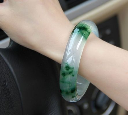 50-62mm Andere A Floating Flower Jade Armband aus natürlichem Smaragd Jade Folk BANGLES 1 Stück