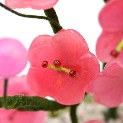 Technik geschnitzte Jade Pflaumenbaum Volkskunst Jade Blumen Schnitzereien Edelstein Baum für die Wohnkultur