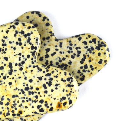 Customized Logo Availabled 2024 Trending Herz geformte Dalmatiner Stein Guasha Massagetool für Körper-Gesundheitsmassage