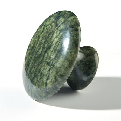 Erhältlichd Dunkelgrün Xiuyan Jade Pilz Gua Sha Werkzeug für Körperheilung und Energietherapie