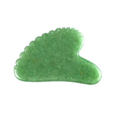 Natürliche Herzform Grün Aventurin Jade Gua Sha Custom Logo Guasha mit Zähnen Gesichtsschönheitsmassage Werkzeug Muskelmassage