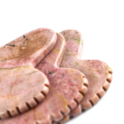 Körpermuskeln Natürliche Herzform Rhodonit Stein Gua Sha Schraubbrett Zähne Guasha Stein Gesichtsschönheit Massagetool Hautpflege