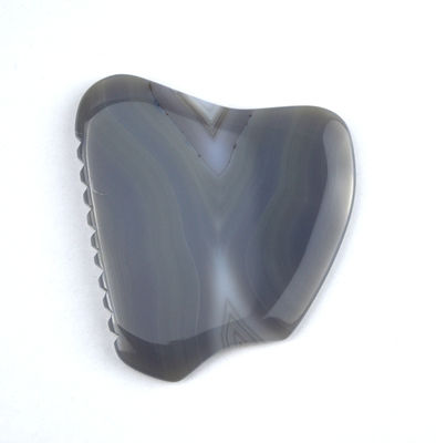 Massage-Scraping-Therapie-Werkzeug 83g Grau gestreifter Achat Jade Gua Sha Stein für Gesicht und Körper