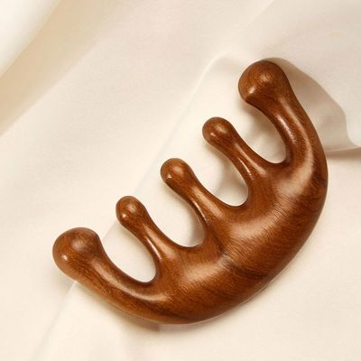 Kopfhaut Entspannung Werkzeug Sandelholz Kopf Gua Sha Massage Kamm für Haarwachstum und Ganzkörper Meridian Baggerung