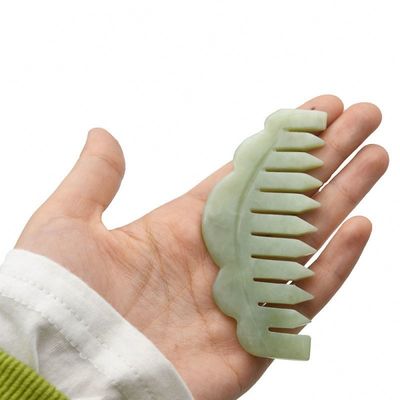 Natürlicher Jade Stein Haar Kamm Kopfhaut Gua Sha Massage Kamm Massager mit Meridian Clearing Eigenschaften Bild perfekt