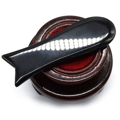 Obsidian-Fisch-Form-Gua Sha-Scraping-Massage-Werkzeuge für benutzerdefiniertes Logo Gesicht und Körper Plug-in Stromquelle