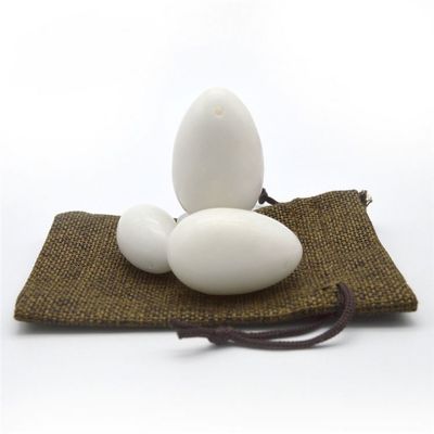 Körper 45*30mm Weißgewalzte Yoni-Eier-Set für die Straffung der Vaginalmuskulatur und Heilsteine für Kegel-Übungen