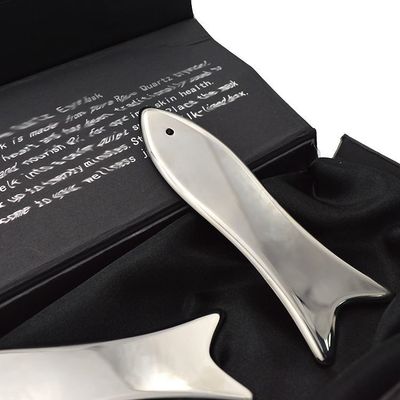 Fischförmiges Edelstahl-Guasha-Brett Traditionelles Metall-Guasha-Massagetool für Gesichts- und Körpergesundheit