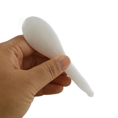 Gesundheitsprodukt Polierter weißer Jade-Stick Akupunkturpunkte Stein Guasha Stift Chinesischer Stil Gesichtsmassage Gua Sha Stick