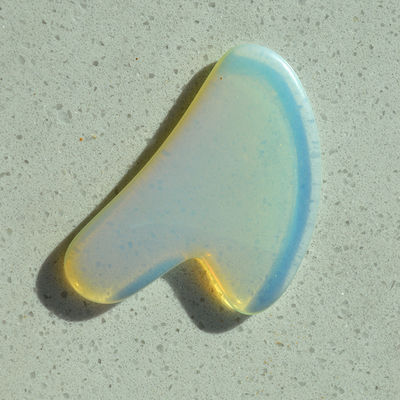 Schönheitsmittel kundenspezifisches Logo verfügbar Opal Gua Sha Schablone für Gesichtsmassager