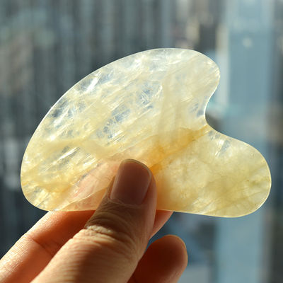 Natürliche Herzform Gelb Zitrin Gua Sha Schablone für Gesichts- und Körpermassage