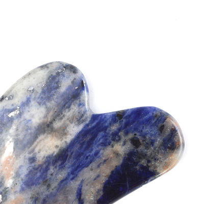Körpermassage Ausrüstung Custom Logo Herzform Natur Sodalite Gua Sha Stone Selbstpflege Spa Gesichtslifting Schönheitssalon