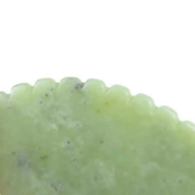 Erleben Sie die Vorteile der Ganzkörpermassage mit dem natürlichen Stein-Scraping-Tool und dem Private Label Xiuyan Jade Green Guasha