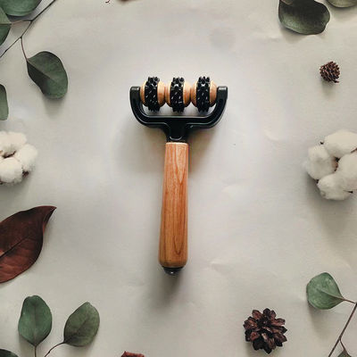 Holz-Roller-Massagestick Handbuch Drei-Perlen-Massager mit Magnetkugel für den Körper Gesundheit Schönheitsmittel Spa Muskelentspannung Massage Bereich Körper