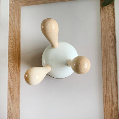 Körpermassage-Werkzeug 3 Fuß Holz Gua Sha Kopfhautmasseur für Muskelentspannung und Haarpflege