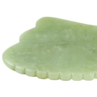 Körpermassage-Ausrüstung Handbuch GuaSha Werkzeug aus natürlichem grünem Xiuyan Jade für Kiefer-Skulptur und Schwellungen Reduktion