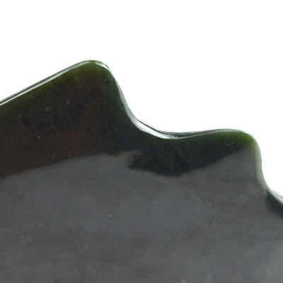 Polierter technischer Nephrit Jade Guasha Werkzeuge Gua Sha Brett zur Verbesserung der Blutzirkulation Form