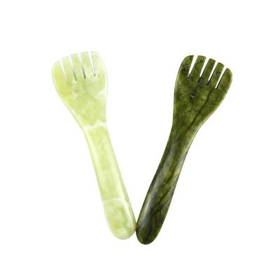 Individuelles Logo erhältlich helle grüne Xiuyan Jade Gua Sha Löffelform Akupunkturstift für Augen Akupunktur Löffel Massager
