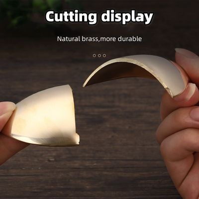 Gesichtsmassage Maschine Naturkranz Metall Gua Sha Schaberlöffel für Meridian Massage und Hautpflege Massage-Ausrüstung