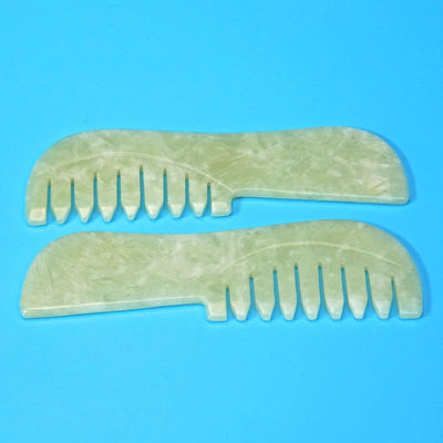 Versorgung Grünes Schaben Jade Gua Sha Stein Gesichtshaar Massage Guasha Kamm Werkzeuge Xiuyu Kamm mit individuellem Logo erhältlichd