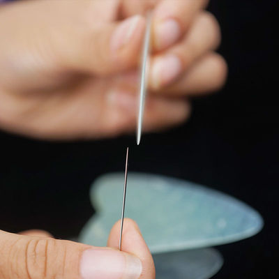 Gesichtsreinigung Dünnes Xiuyan Jade Gua Sha Board Guasha Gesichts-Körpermassage-Werkzeug Für Ganzkörper-Muskelmassage im Schönheitssalon