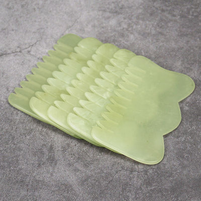 Customized Logo Availabled M Form Jade Gua Sha Stone Kopfmassager für Haargesundheitspflege und Kopfhautmassage in Schönheitssalons