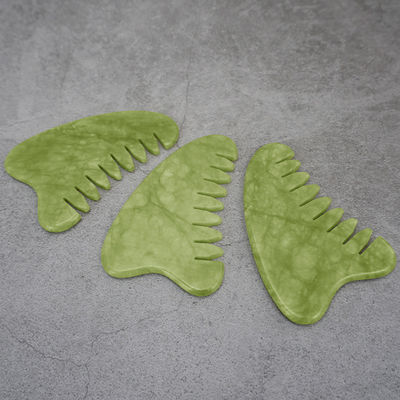 Eigenschaften Kopfmassage Ausrüstung Naturgrüner Jade Gua Sha Kopfhautmassager Lymphmassage Kamm für Haargesundheitspflege