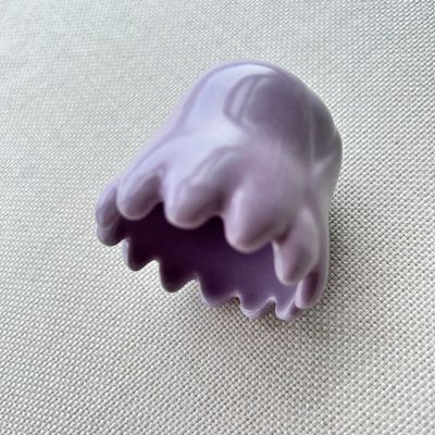Personalisiertes Logo erhältlichd 2024 Handgefertigte Keramik Gua Sha Kopfhautmassager für Körper Kopf Gesichtsgesundheitspflege und Schraubwerkzeug