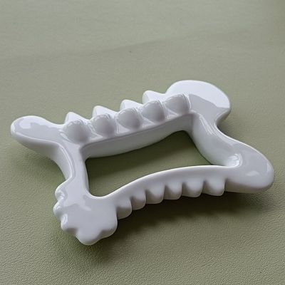 Massagetools mit individuellem Logo Mikrokristalline Keramik Gua Sha Schraubwerkzeug zum Entspannen von Körper und Gesicht