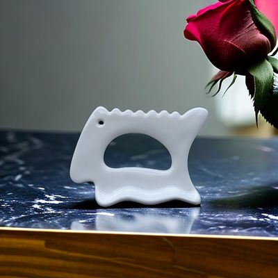 Keramik Gua Sha Gesichtswerkzeug Schraubbrett für beliebtes Design Weiß Ton Körper Guasha Massager