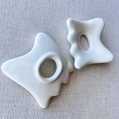 Körpermassage-Ausrüstung Mini Keramik Gua Sha Massage Tablet für Lymphdrainage und Gesichtsschönheit Skincare Spa