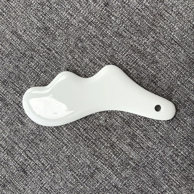 Customized Logo Availabled Wolkenform Keramik Gua Sha Stein für Gesichts-Lifting Schönheitsgeräte