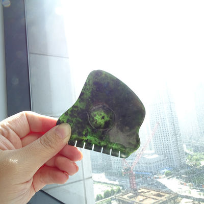 Jade Stein Natürliche Nanyang Schwarz-grüne Guasha Schrauben Massage Gua Sha für die Aktivierung Qi und Baggerung Sicherheiten