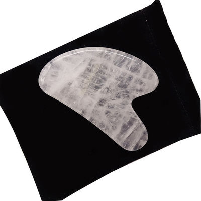 Gesichtsmassage Herzform Weißer Kristall Gua Sha Stein für SPA Akupunkturtherapie im Zentrum der traditionellen chinesischen Medizin